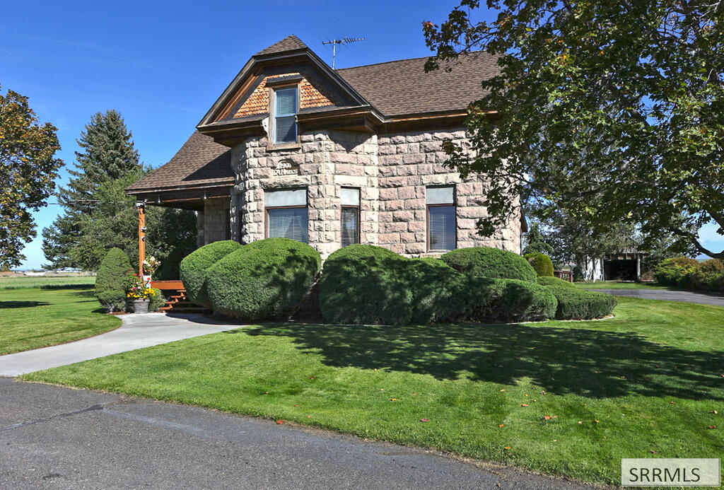 MLS #2189586 image #0
