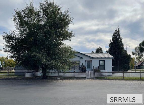MLS #2189656 image #0