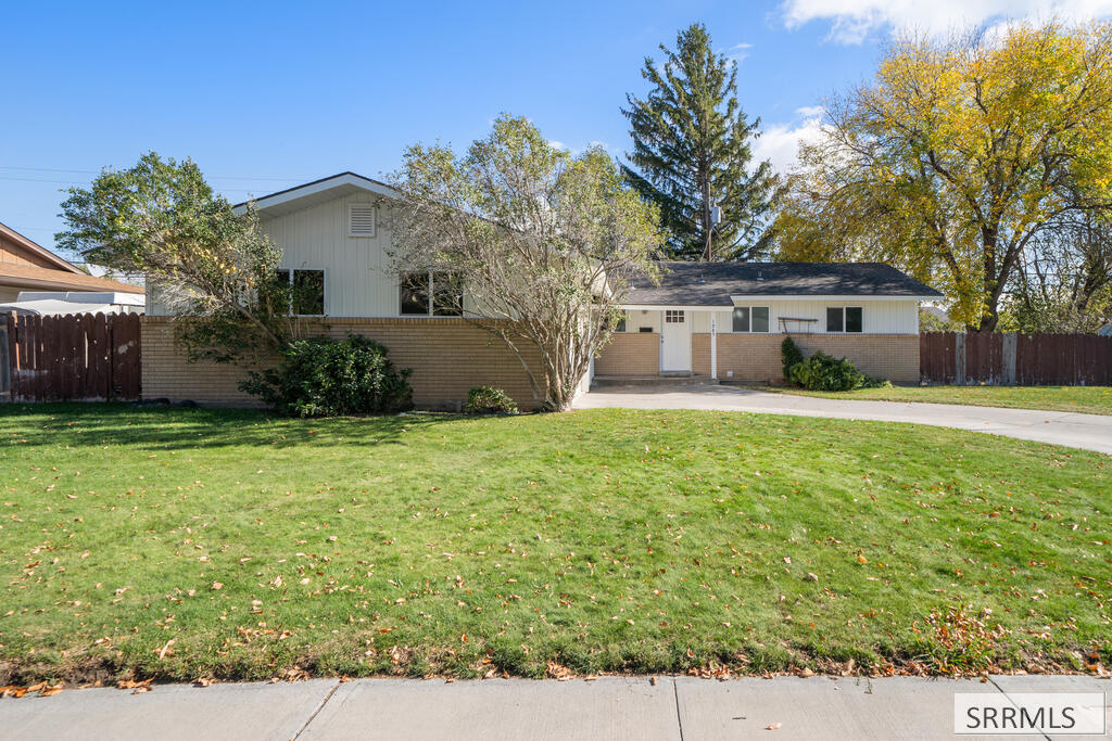 MLS #2189912 image #0