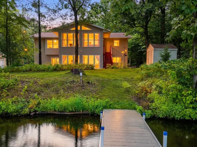 Listing picture for 3317 DELLA STREET in Stevens Point