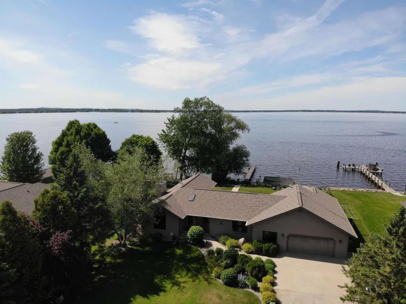 Listing picture for 9512 LAURA LANE in Winneconne