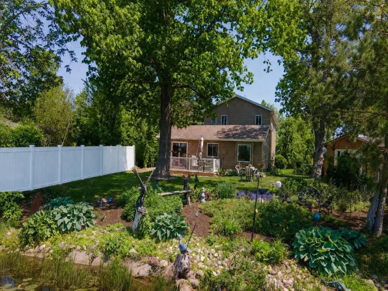 Listing picture for N2427 LINDEN POINT ROAD in Weyauwega