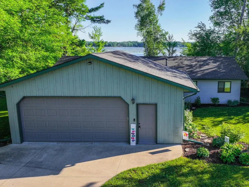 Listing picture for E5622 WAUKAUNAKA STREET in Weyauwega