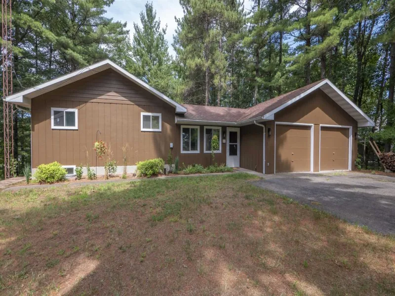 Listing picture for N4626 22ND COURT in Wild Rose