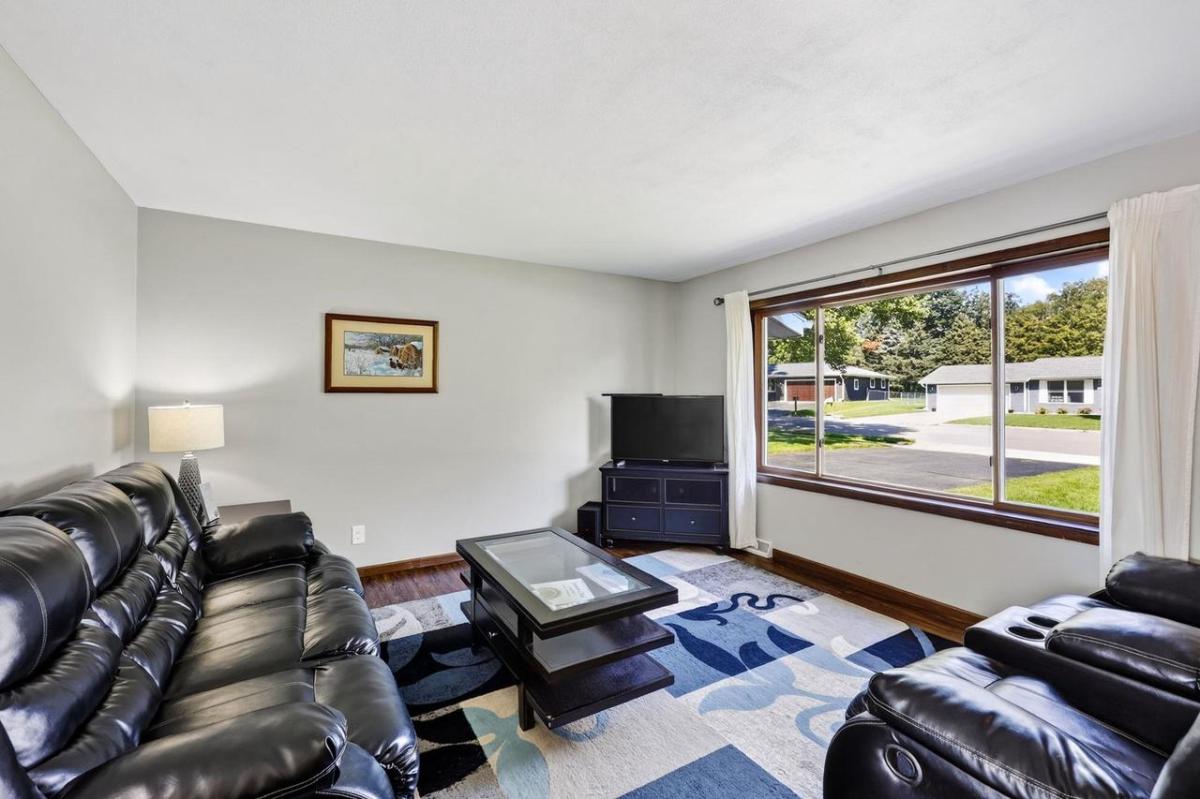 MLS #SCW2031293 image #0